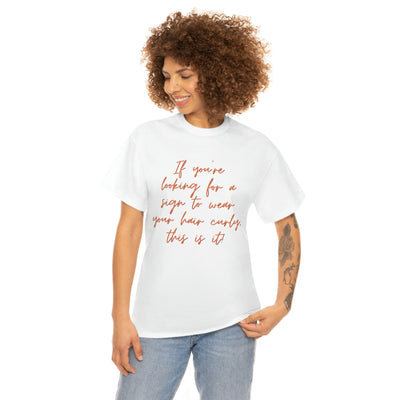 Looking for curly hair... Unisex Softstyle T-Shirt - curlysister